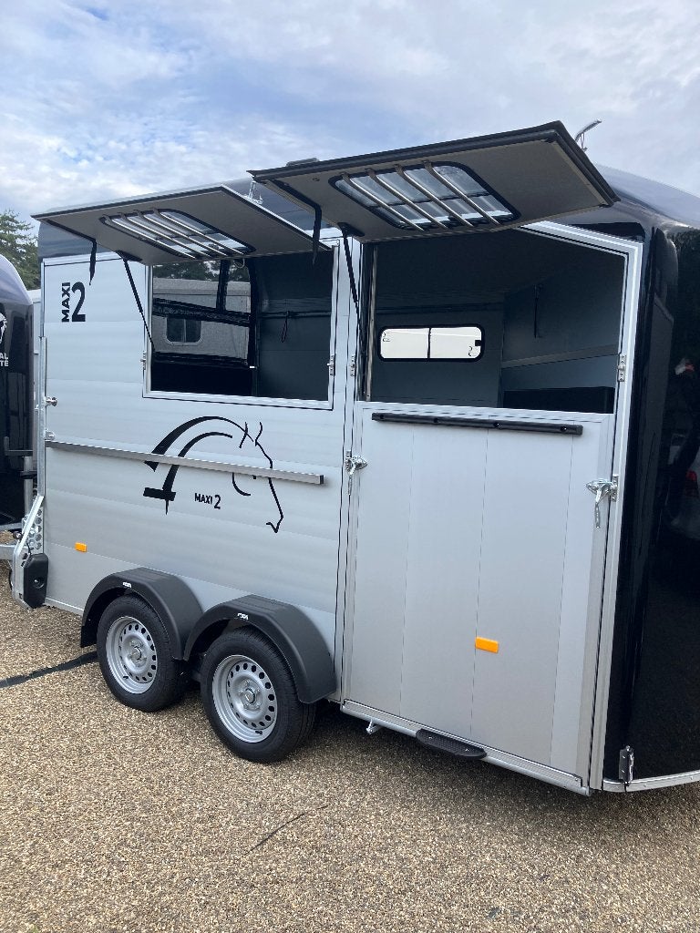 Maxi III  Maxi II op stock, Dieren en Toebehoren, Ophalen, Nieuw, Aluminium