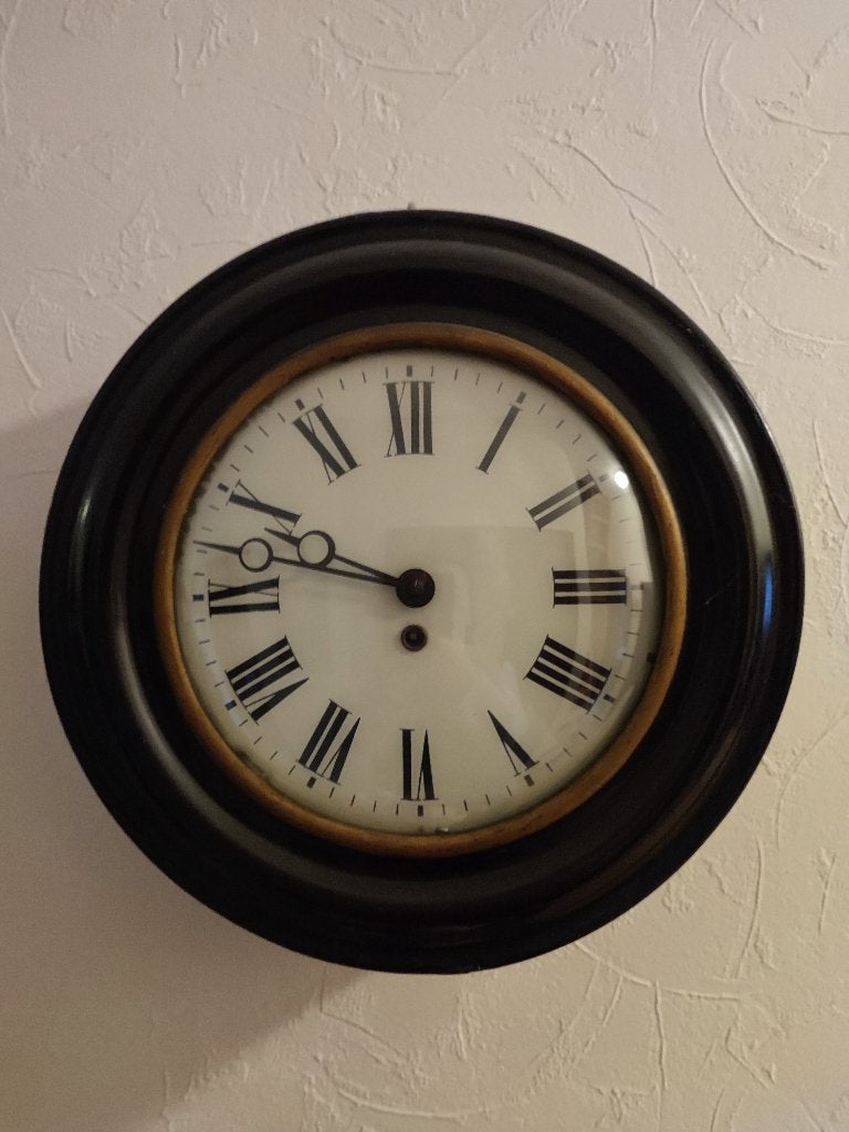 Ancienne horloge de hall de gare, Enlèvement