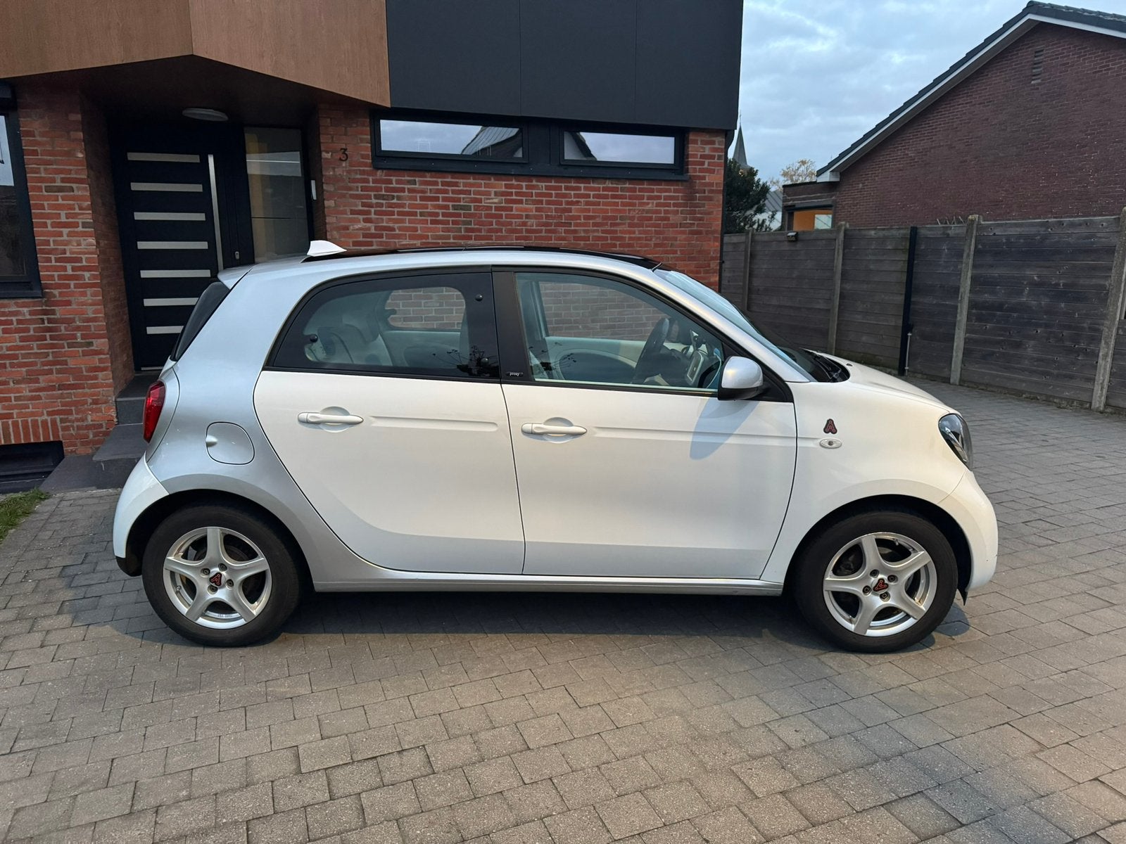 Smart ForFour 1.0 essence, Autos, https://public.car-pass.be/vhr/6c387cc7-6c90-413b-b0f5-91a4cc3fff69, Achat, Entreprise, Boîte manuelle