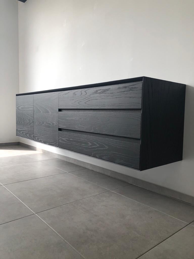Hangende dressoirkast zwarte fineer eik, Huis en Inrichting, Ophalen, Met deur(en), 150 tot 200 cm, Eikenhout