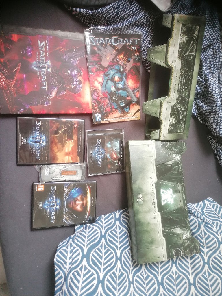 StarCraft II 2 Wings of Liberty Édition Collector – Complet, Games en Spelcomputers, Games | Pc, Ophalen, Zo goed als nieuw, Vechten