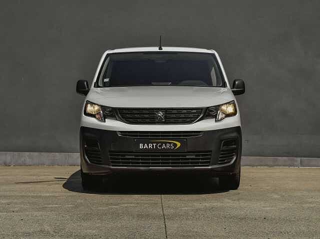 Peugeot Partner 1.5 BlueHDi L1 STD Light Premium EURO 6, Auto's, Bestelwagens en Lichte vracht, Euro 6, Wit, 100 pk, Bedrijf