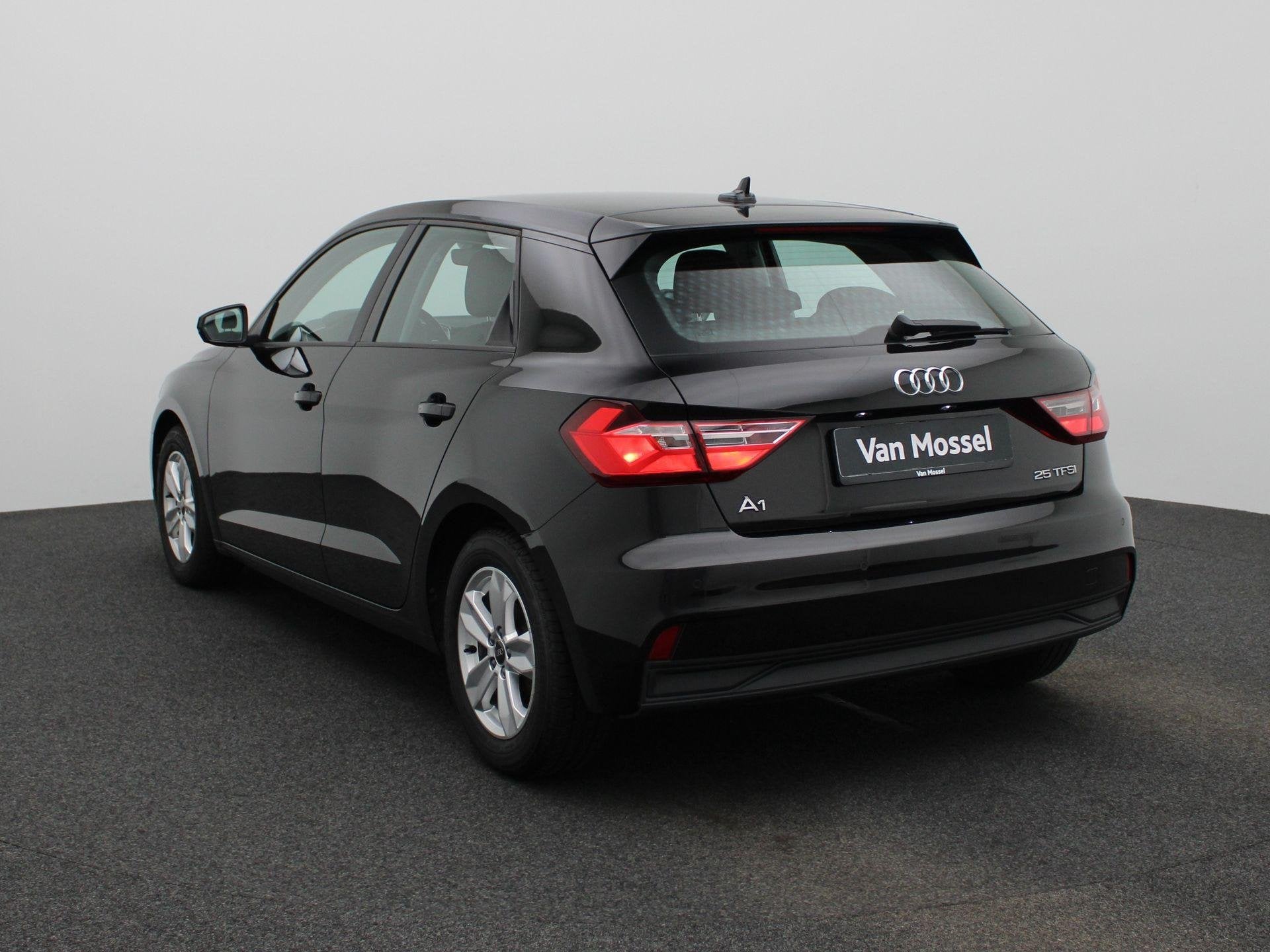Audi A1 Sportback 1.0 25 TFSI 70kW AC | Cruise Control | NAV, Auto's, Audi, Voorwielaandrijving, Stof, Zwart, Bedrijf