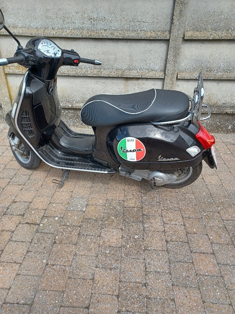 vespa gts 125, Motos, Motos | Piaggio, Occasion, 125 cm³, Permis Moto A1 minimum, Particulier