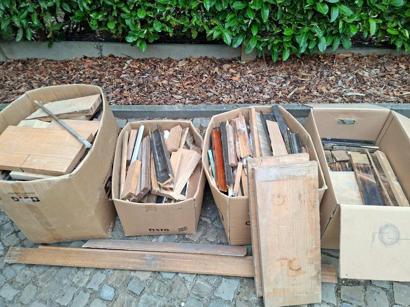 Klein brandhout. Gratis!, Tuin en Terras, Brandhout, Ophalen