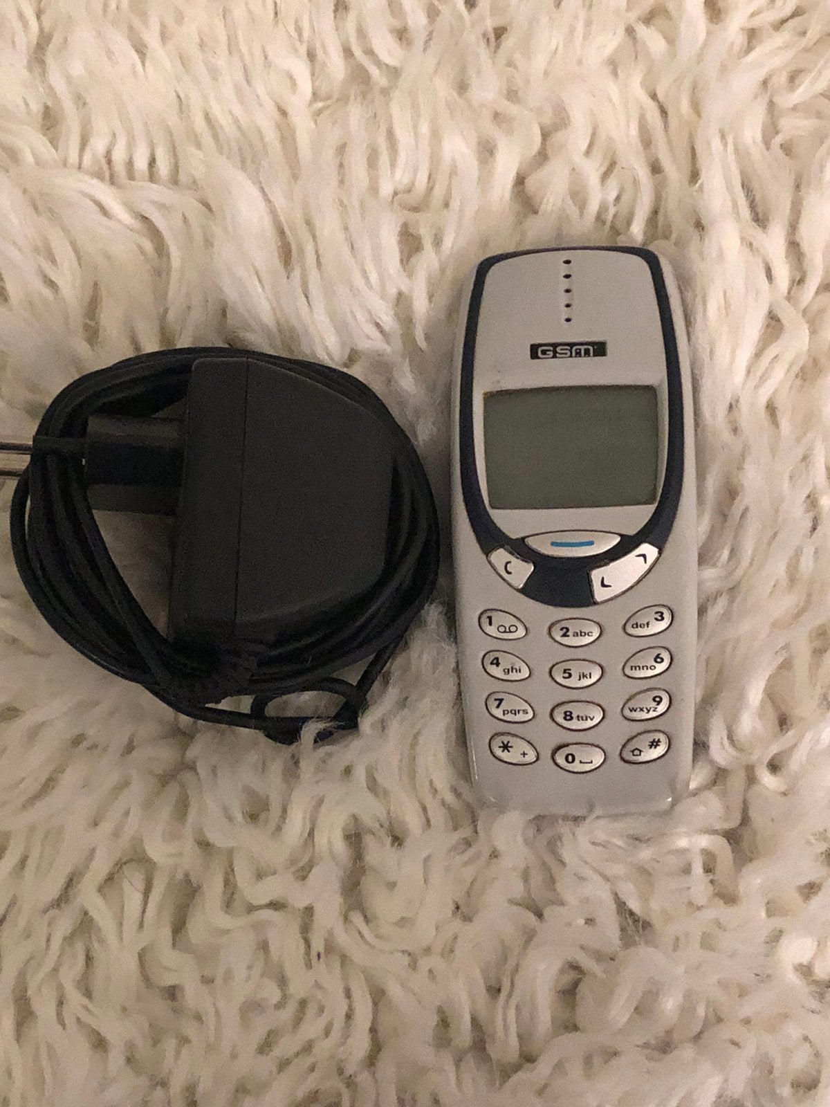 Perfect Werkende Nokia 3310 Incl Lader”Collecters Item”, Telecommunicatie, Mobiele telefoons | Nokia, Ophalen of Verzenden