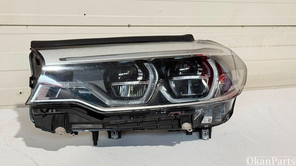 BMW 5-serie G30 G31 LED linker koplamp links 8499121, Petuelring 130
80788  Munich, DE, Gebruikt, Info@bmw.de, BMW