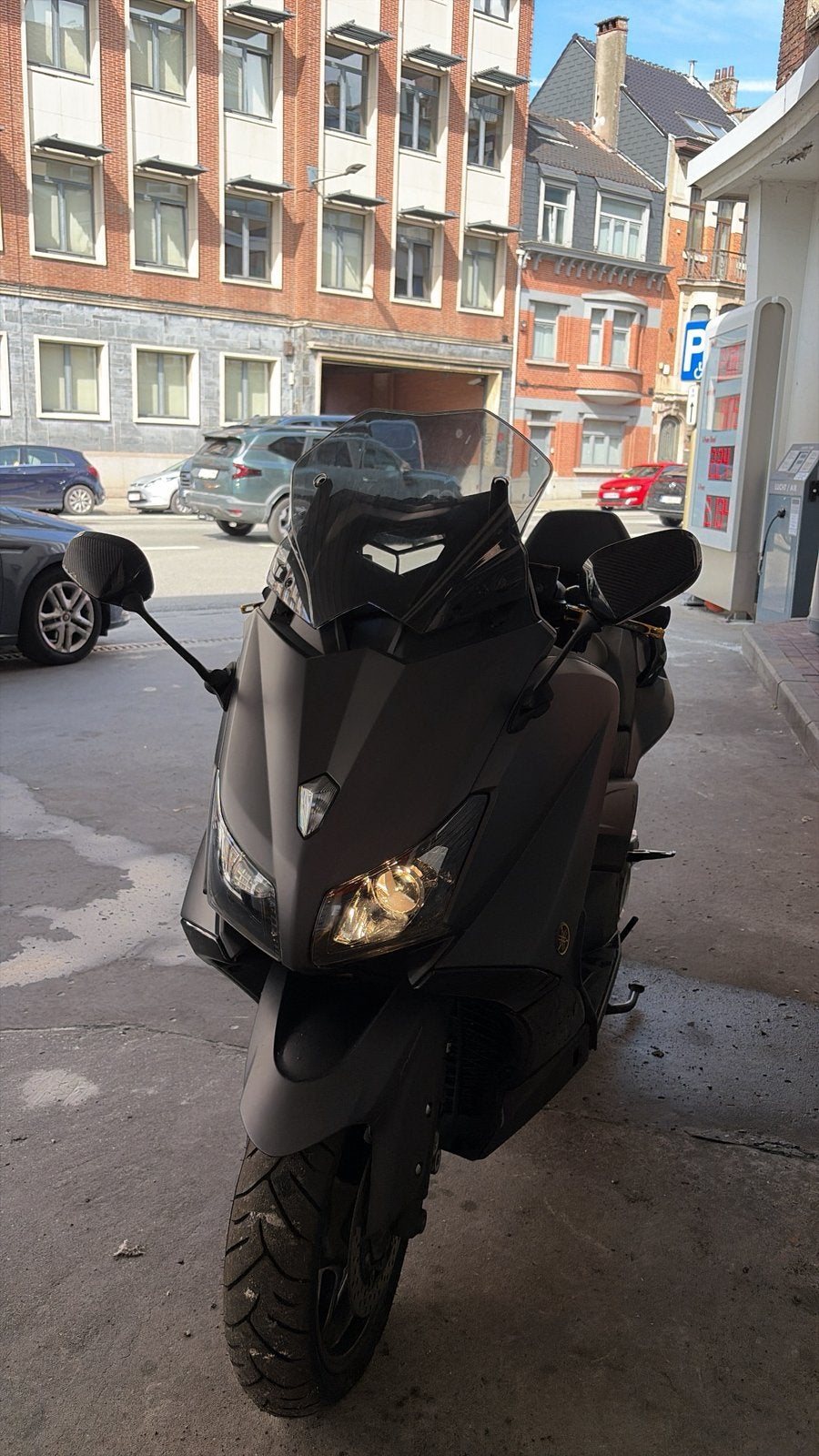 YAMAHA TMAX 530, Yamaha, Comme neuf, Enlèvement, Essence