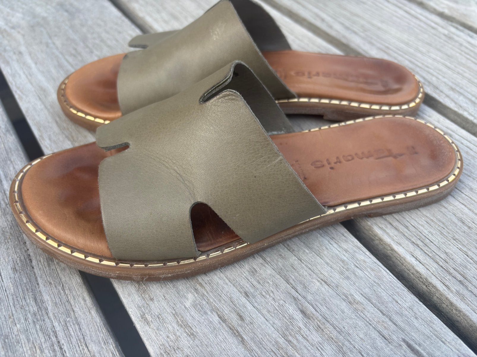 Tamaris slippers dames, Enlèvement ou Envoi, Comme neuf, Sandales de bain