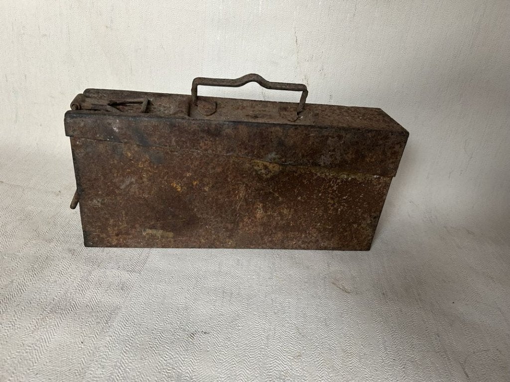 wo2 - Duitse MG Patronenkaste 15/34, Collections, Enlèvement ou Envoi, Armée de terre, Caisse ou Géocache