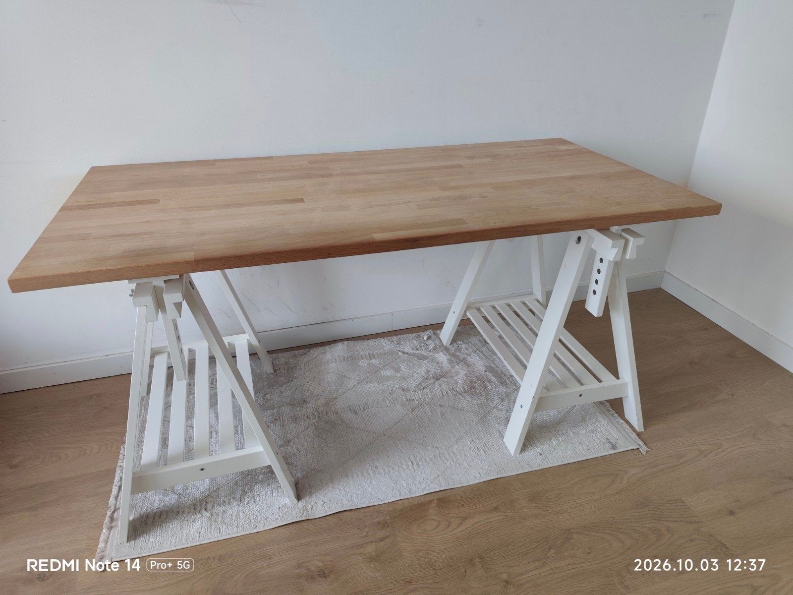 Bureau/table de travail et à dessin spacieux — 155 x 75 cm, Maison & Meubles, 50 à 100 cm, Carré, 100 à 150 cm, Enlèvement