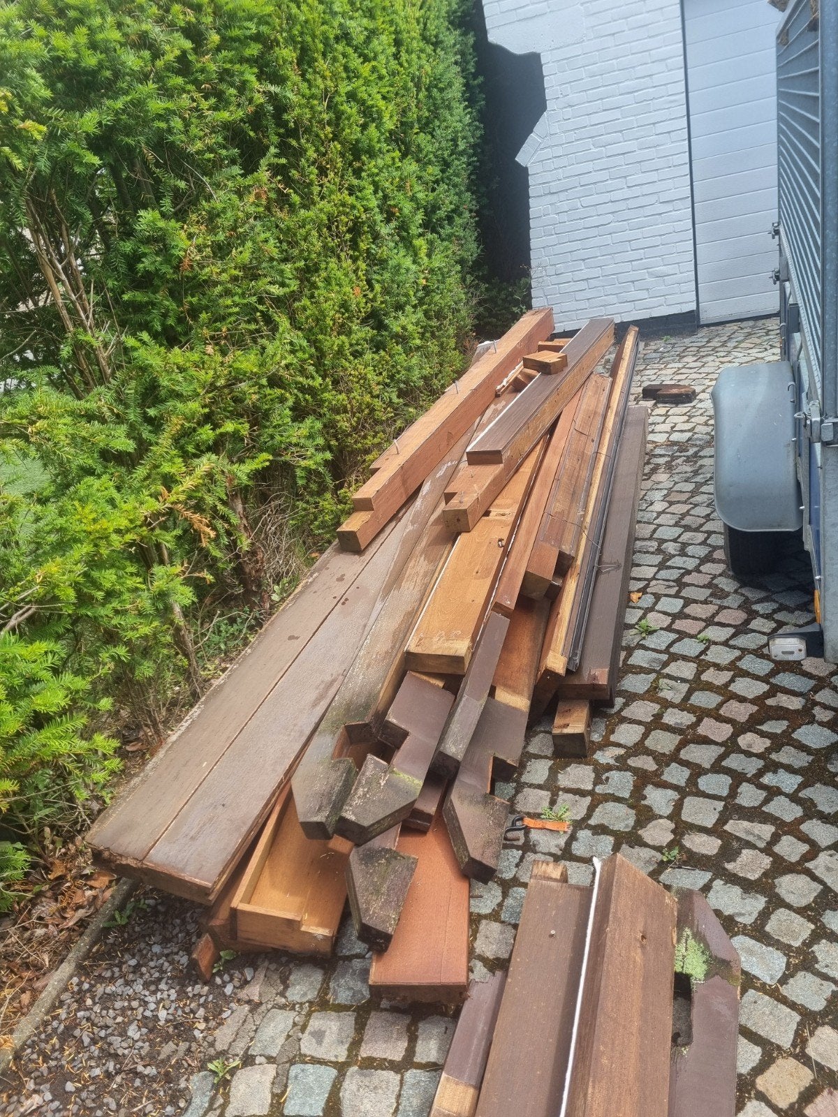 Gratis af te halen houte balken van terrasoverkapping, Tuin en Terras, Ophalen, Balken