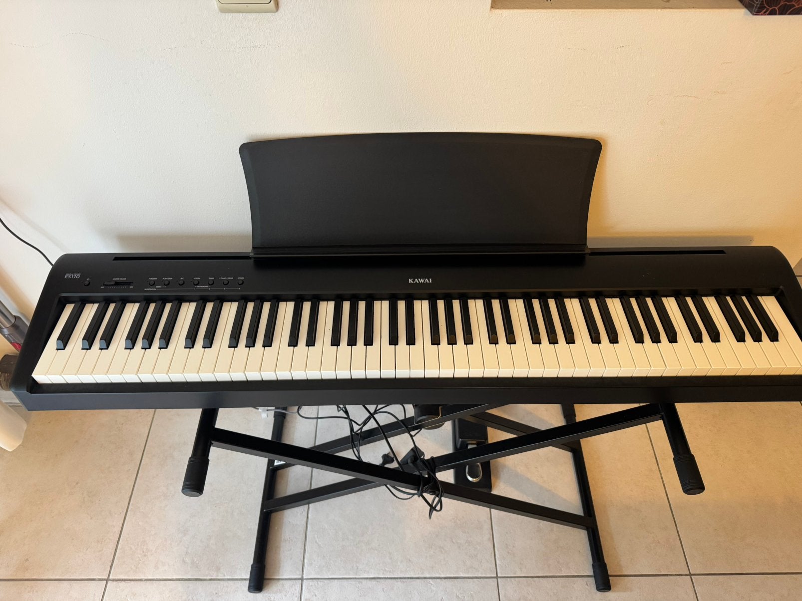 Kawai ES-110 digitale piano met pedaal en stand, Ophalen, Zwart, Digitaal, Zo goed als nieuw