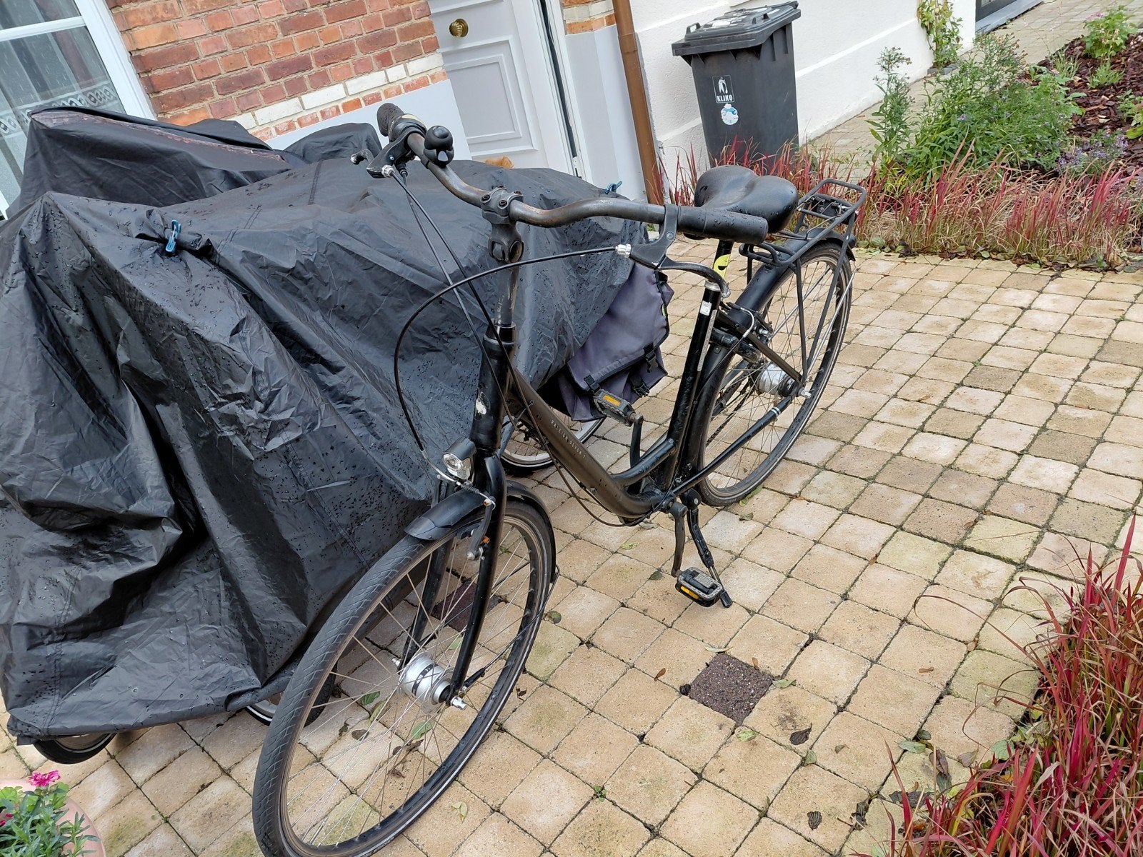 vélo pour femme noir mat en assez bon état, Vélos & Vélomoteurs, Enlèvement, Femmes