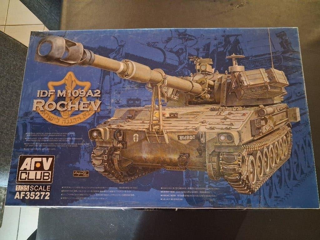 Rochev, Hobby en Vrije tijd, Modelbouw | Auto's en Voertuigen, Tank, 1:32 tot 1:50, Zo goed als nieuw, Ophalen