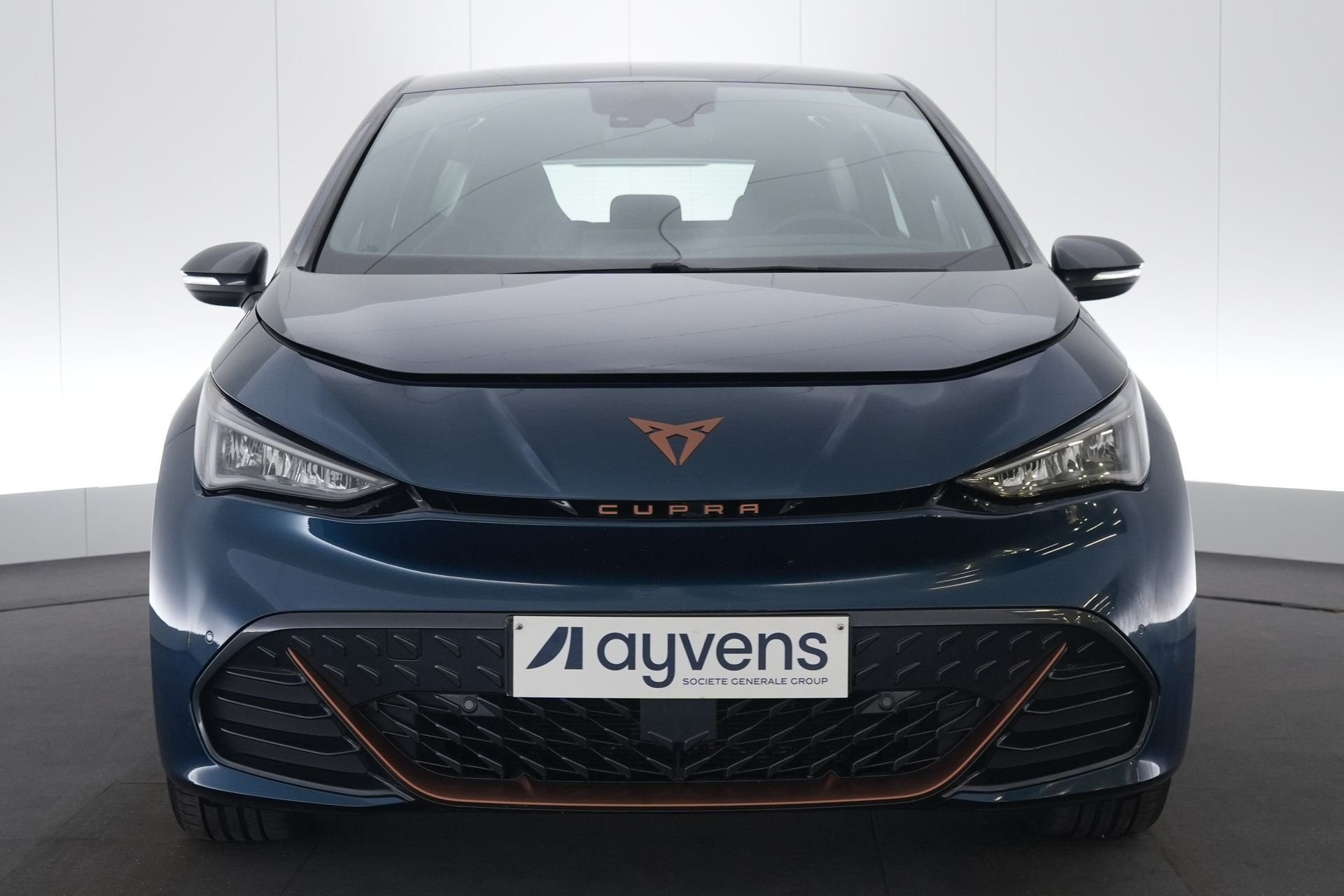 (2CFA929) CUPRA BORN, Autos, Entreprise, Carnet d'entretien, 5 portes, 5 places