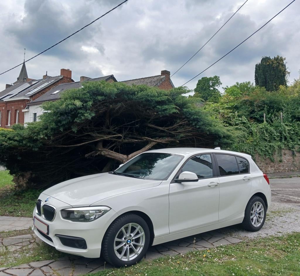 BMW 116i F20, Auto's, Euro 6, Wit, Handgeschakeld, 5 deurs