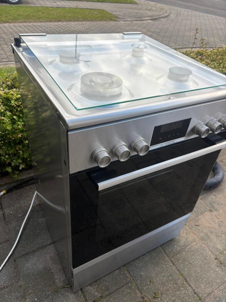 Bosch oven met gasfornuis, Elektronische apparatuur, Ovens, Zo goed als nieuw, Oven, Bosch, Ophalen