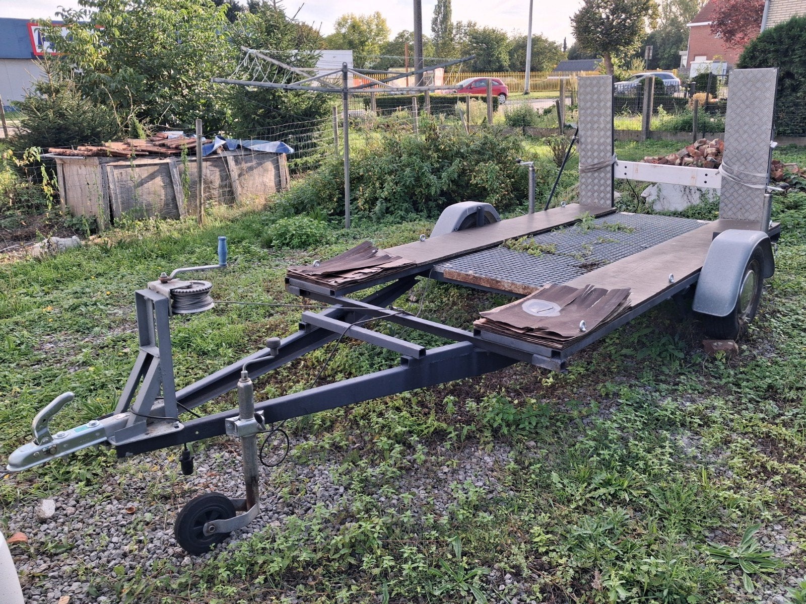 ongeremde oprijwagen, Ophalen