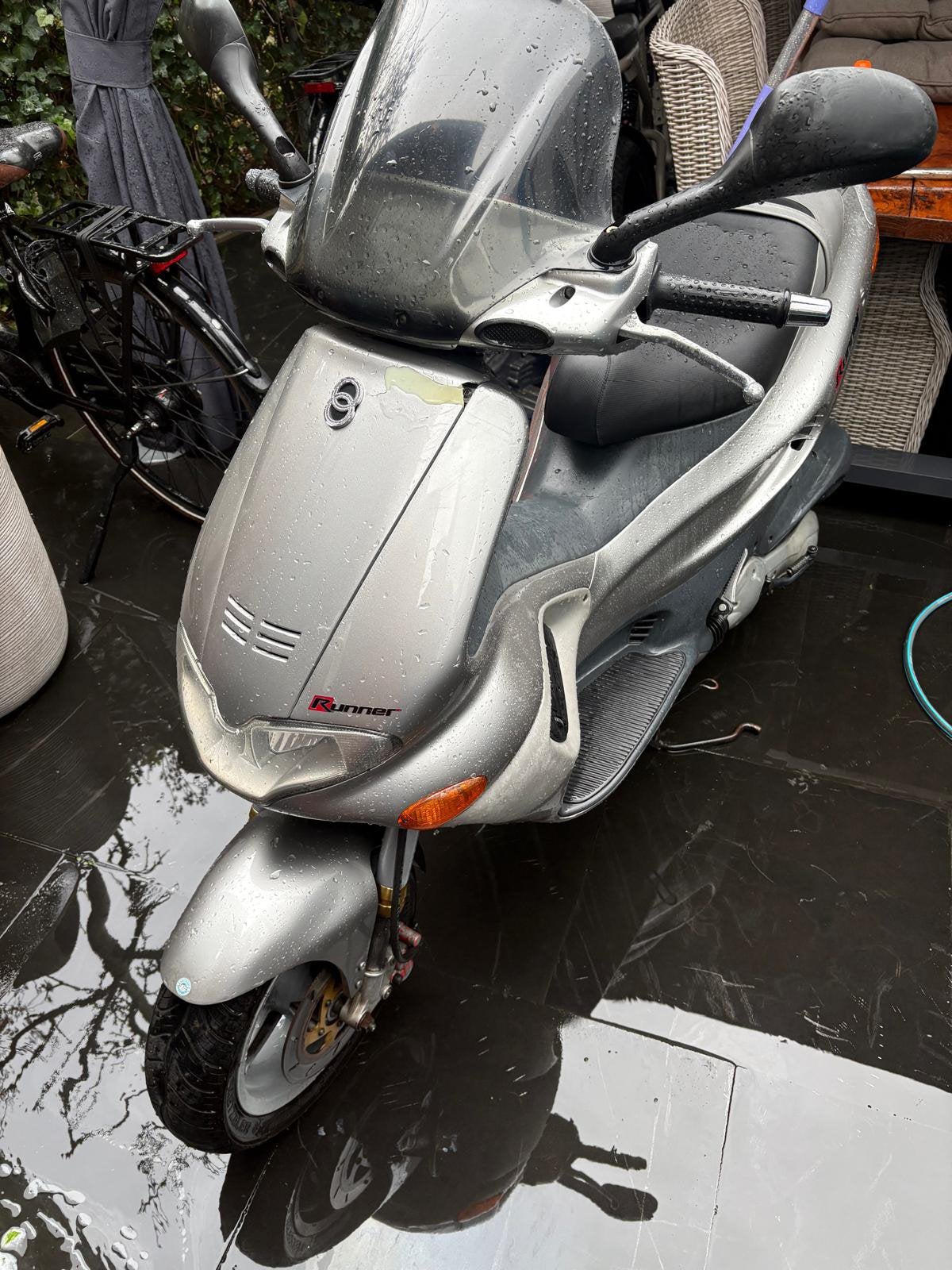 Runner 180cc dd schuurvondst m08 nl kenteken, Fietsen en Brommers, Scooters | Piaggio, Ophalen, Gebruikt, Overige modellen, 180 cc