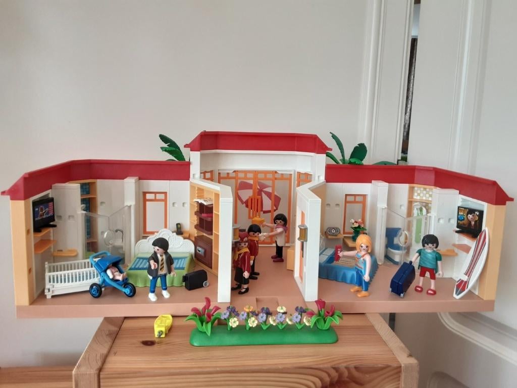 Playmobil luxe strandhotel, Ophalen of Verzenden, Zo goed als nieuw, Complete set
