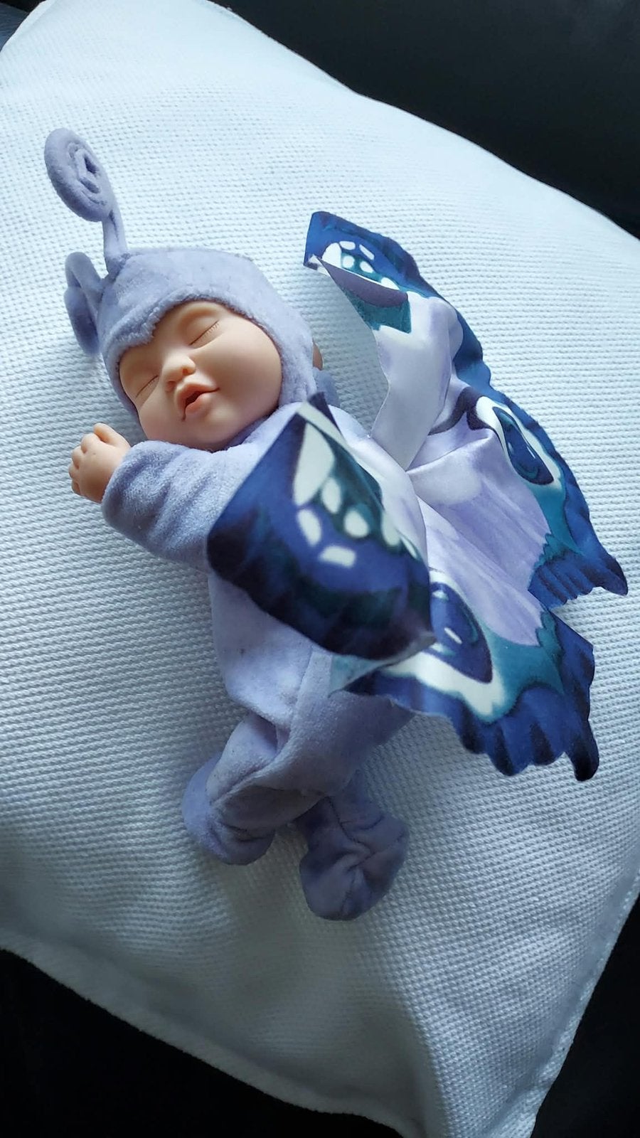 Anne Geddes paarse vlinder, Collections, Enlèvement