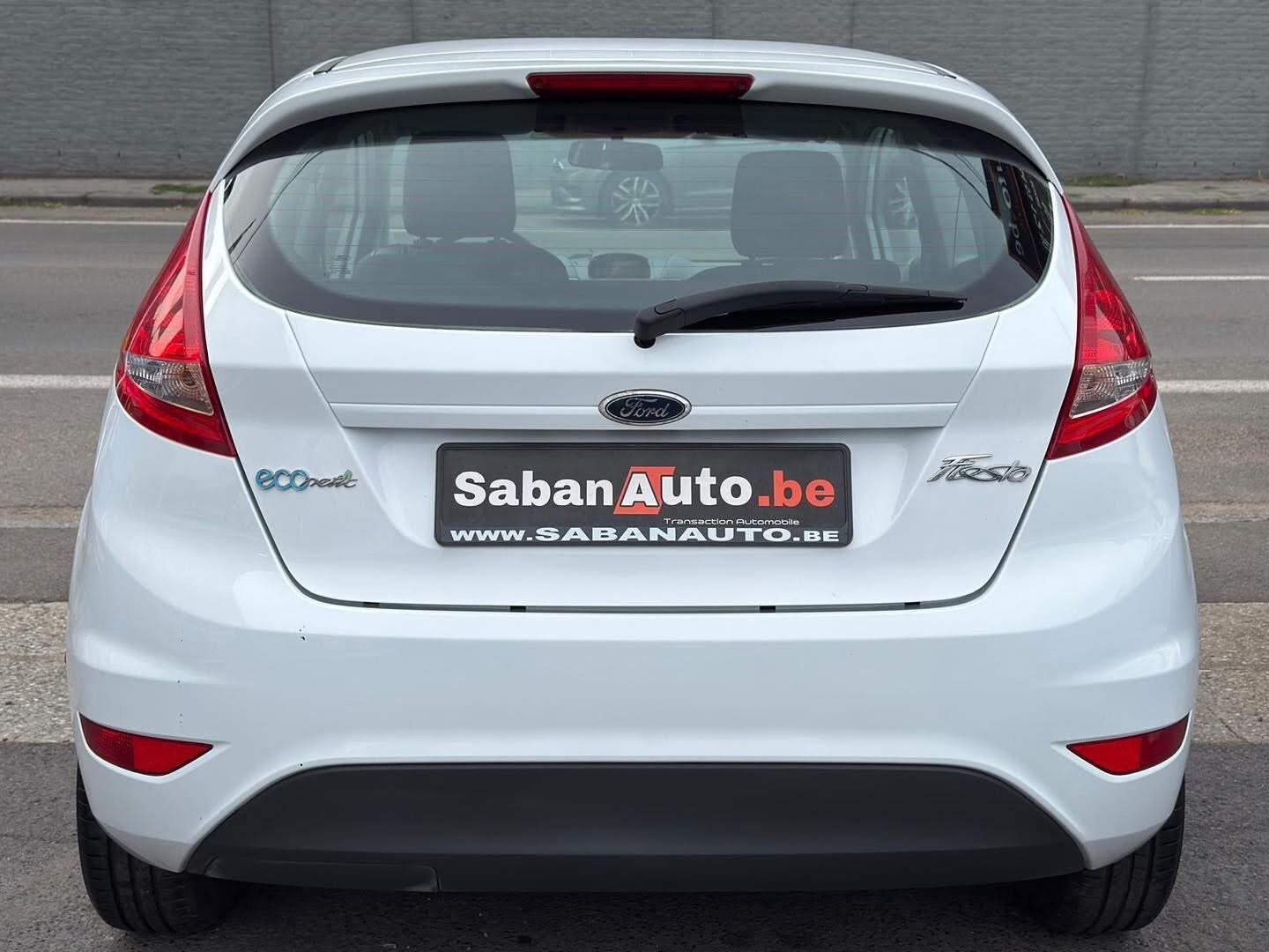 Ford Fiesta 1.6 Tdci 2011, Auto's, Ford, Euro 5, Wit, Bedrijf, 5 deurs