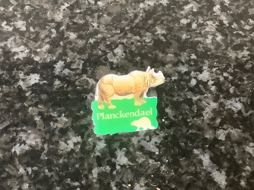 Pin Planckendael neushoorn, Tickets en Kaartjes, Recreatie | Pretparken en Attractieparken