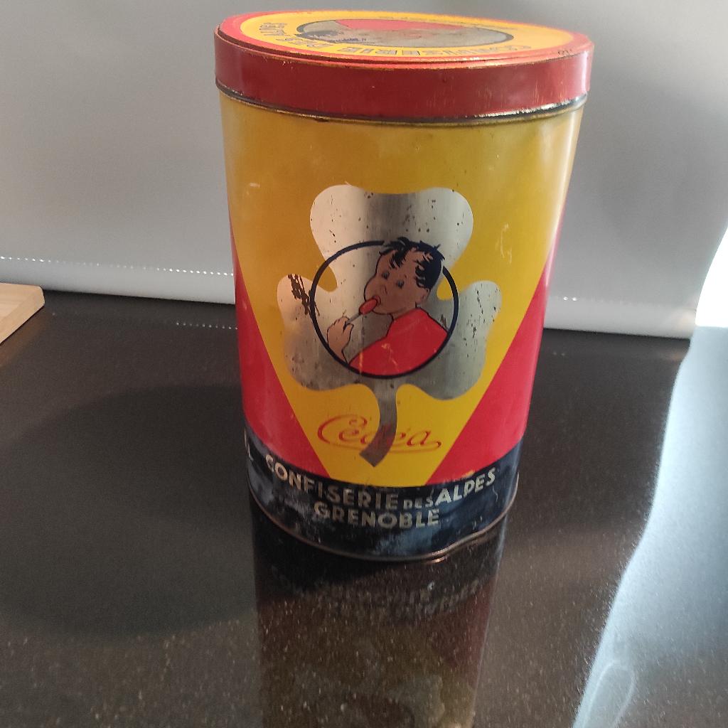 Vintage snoeptrommel Confiserie des Alpes Cedea Grenoble1955, Ophalen