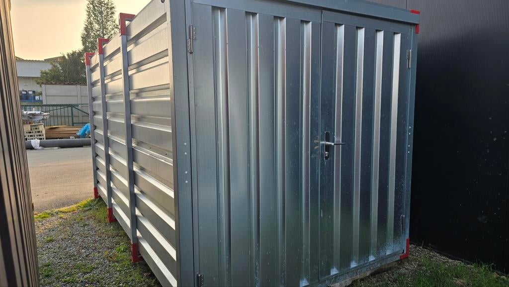 Te koop: zelfbouwcontainer
 1500 euro