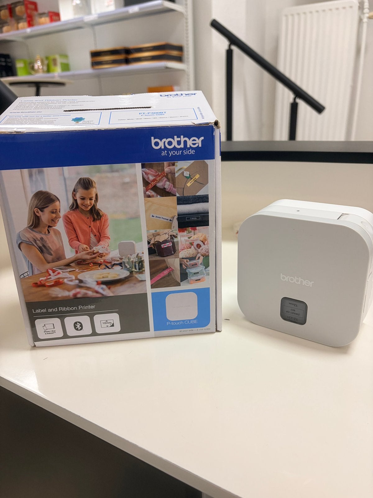 Brother PT-P300BT, Computers en Software, Ophalen of Verzenden, Zo goed als nieuw, Tape-label, Brother