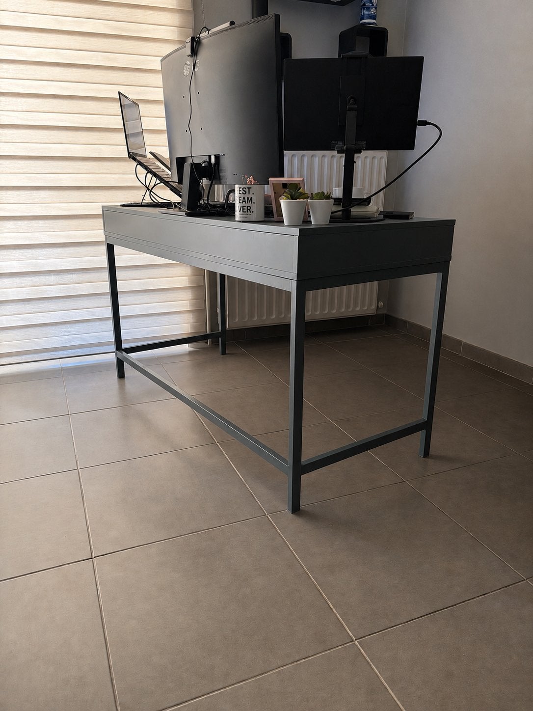 Bureau met 2 lades. 132x58cm, Huis en Inrichting, Bureaus, Ophalen, Groen, Met lades, 132 cm