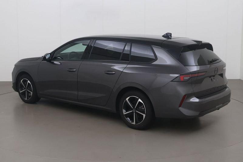 Opel Astra Sports Tourer 1.2 turbo gs 130, Auto's, Gebruikt, 1199 cc, Overige bekleding, https://public.car-pass.be/vhr/55d9147d-4c7f-4a61-85f3-b4c895ec6dc4