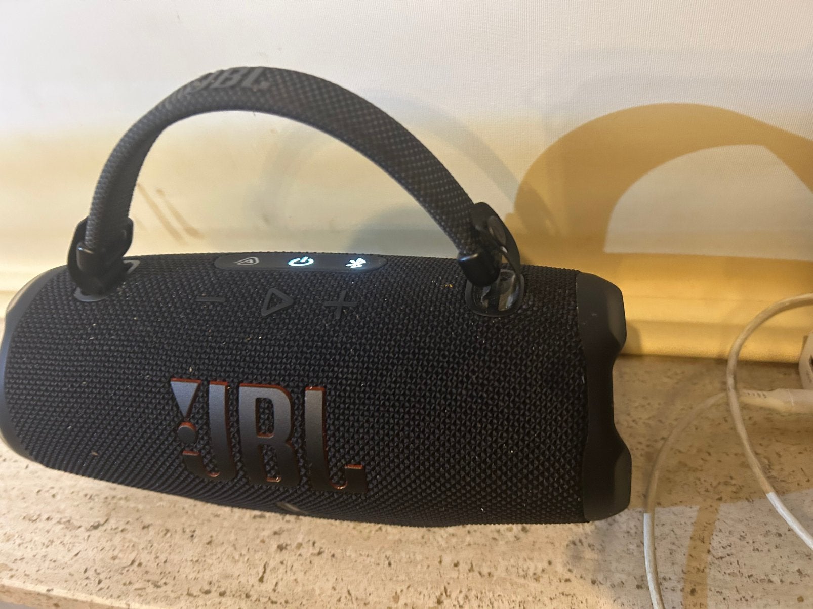 JBL 6 charge, TV, Hi-fi & Vidéo, Enlèvement, Comme neuf, JBL