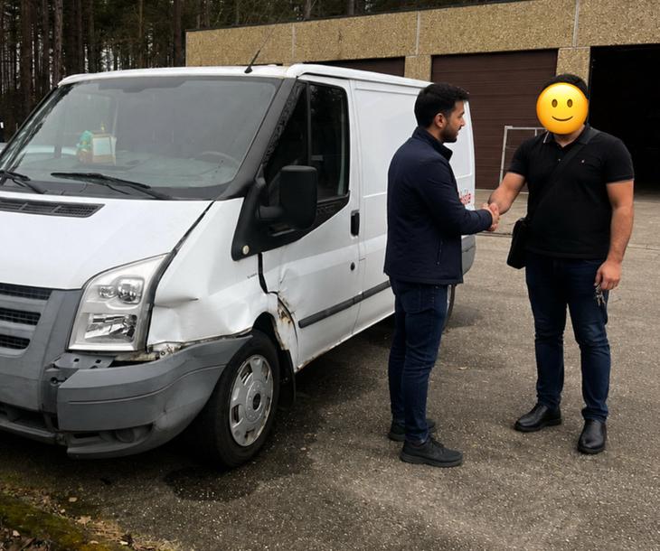Gezocht Ford Transit Euro 4  3 zit
