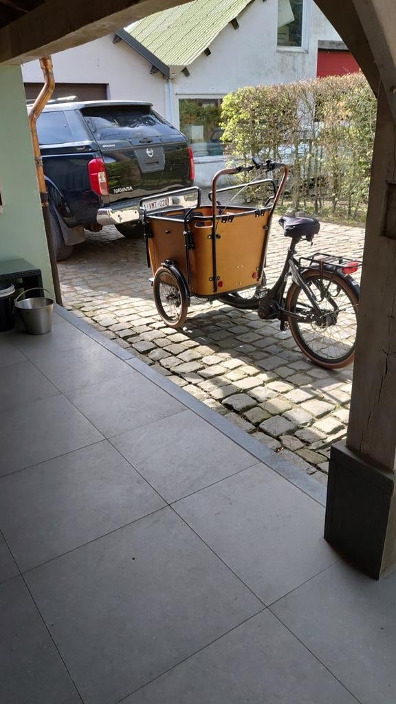 bakfiets vogue 2 jaar oud ,wijnig mee gereden ,, 4 kinderen of meer, Huif, Zo goed als nieuw, Schijfrem
