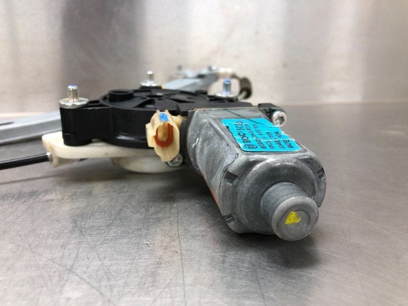 RAAMMECHANIEK RECHTS ACHTER i20 (GBB) (|82460C7000|), Robert Bosch AG, Gebruikt, Hyundai, Robert-Bosch-Allee 1
74232  Abstatt, DE