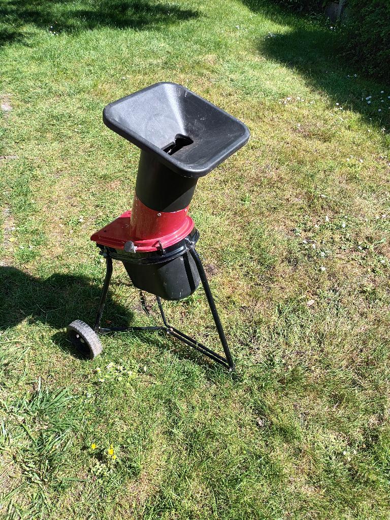 Hakselaar  MTD 118, Jardin & Terrasse, Enlèvement, Utilisé, Électrique, MTD