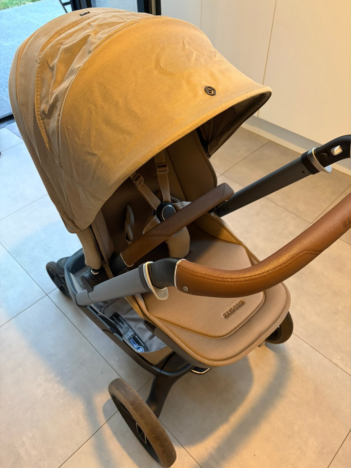 Maxi-Cosi 3-in-1 kinderwagen Fame Twillic Truffle, Enfants & Bébés, Poussettes & Combinaisons, Utilisé, Poussette, Maxi-Cosi, Avec siège auto