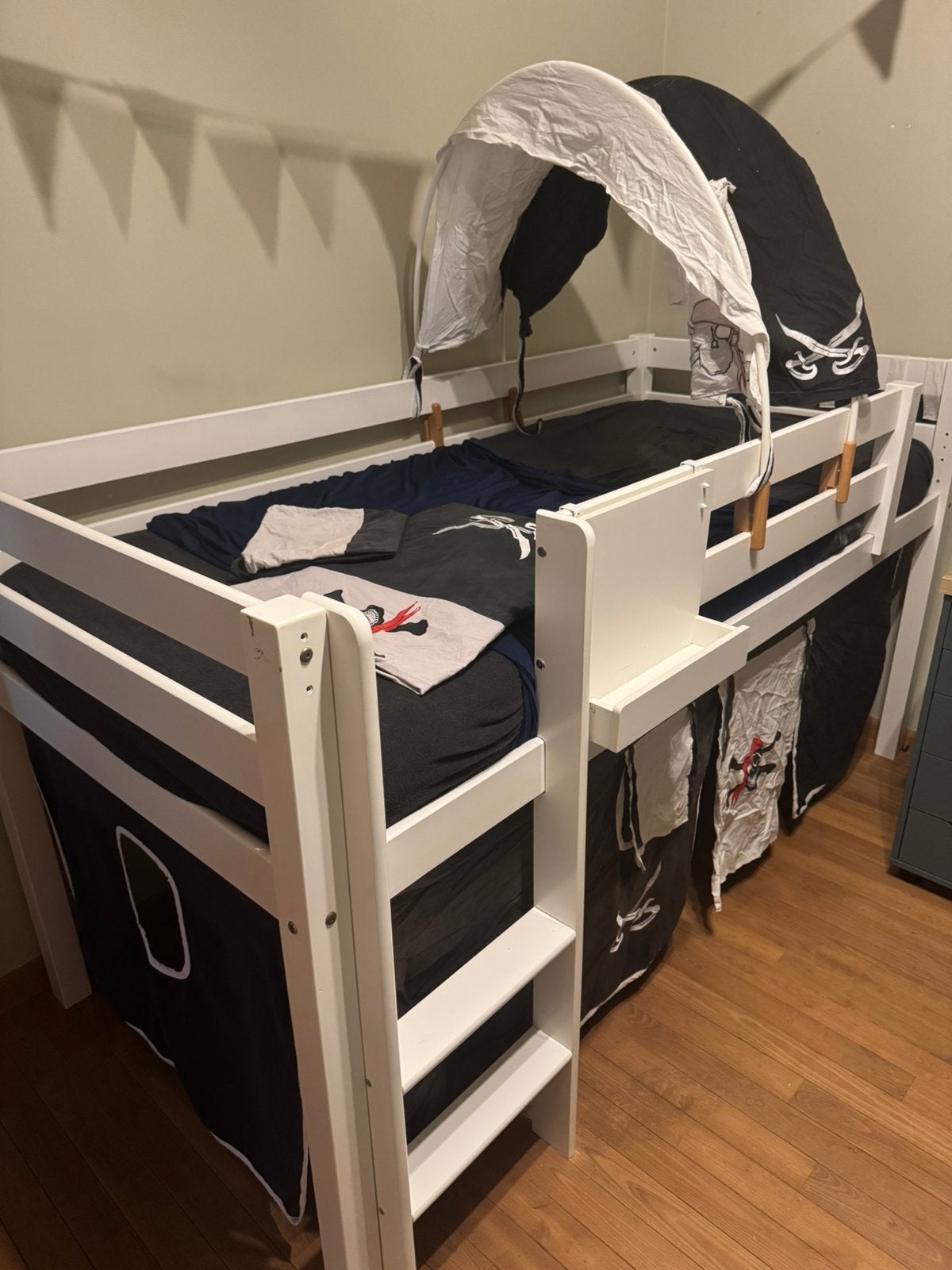 Flexa kinder-jeugd halfhoog bed met ladder en glijbaan, Ophalen, Zo goed als nieuw