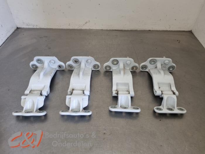 Kit charnières d'un Ford Transit Custom, -, 3 mois de garantie, -, -