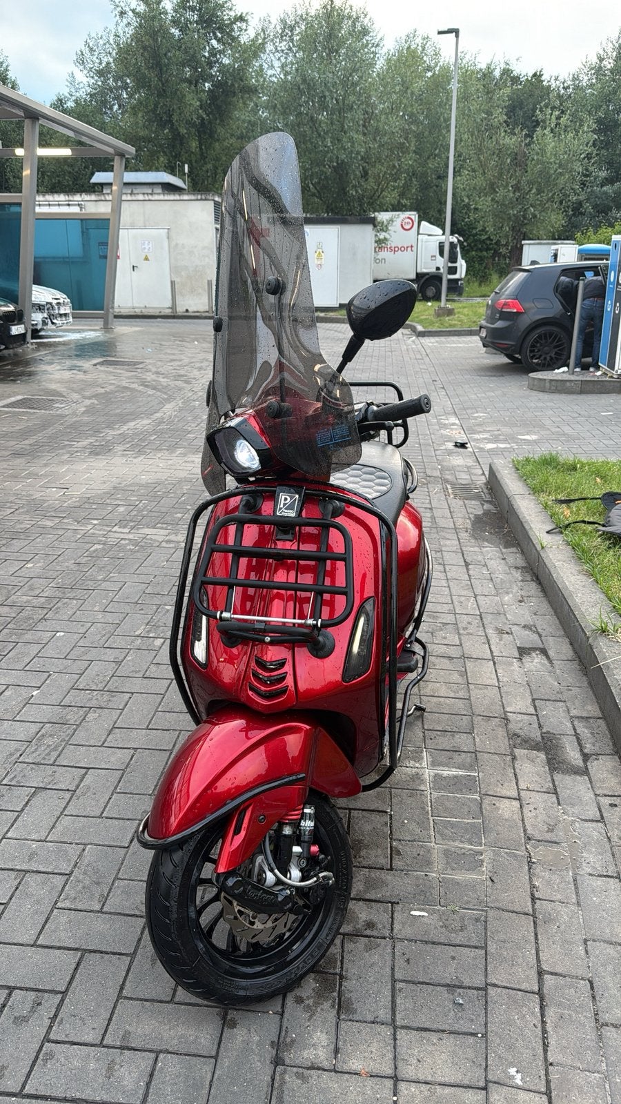 Vespa sprint 80cc, Fietsen en Brommers, Ophalen, Zo goed als nieuw