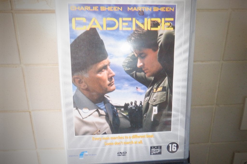 DVD Cadence.(Charlie Sheen & Martin Sheen ), Vanaf 6 jaar, Verzenden, Zo goed als nieuw, Actiethriller