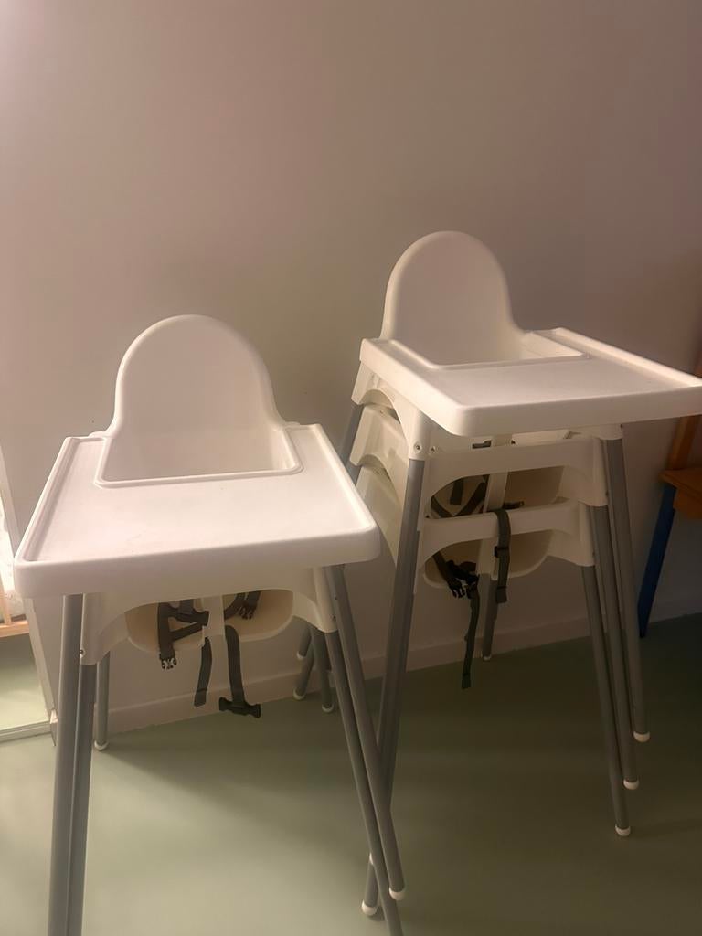 Ikea Hoge kinderstoel met blad, wit. Moet snel weg, Ophalen, Zo goed als nieuw