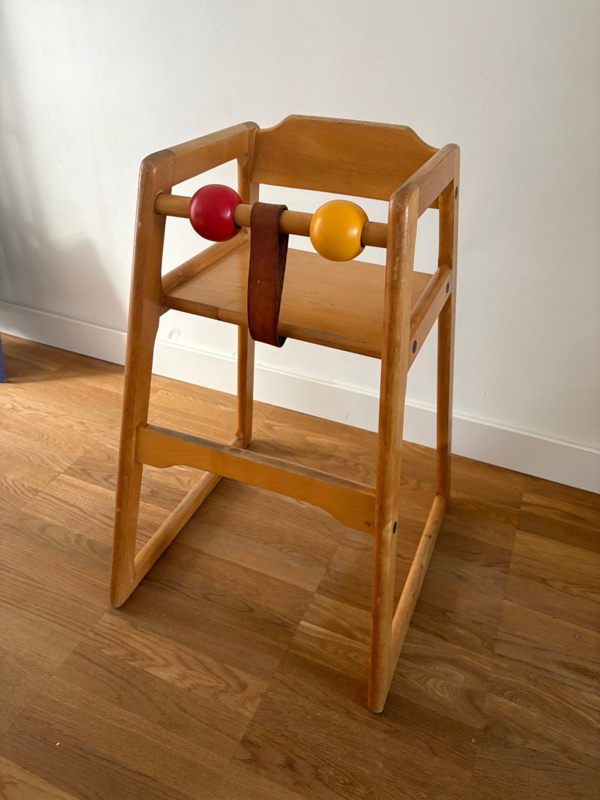 Retro kinderstoel design Stephan Gip, Kinderen en Baby's, Ophalen, Zo goed als nieuw