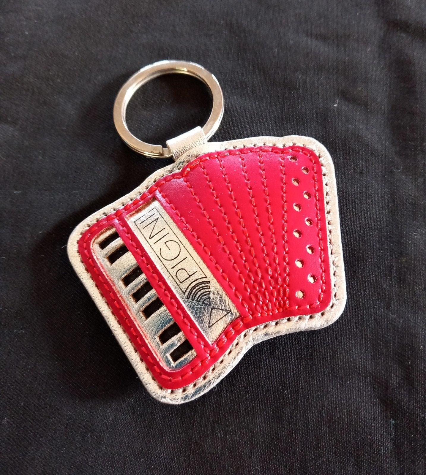 Pigini accordéon - porte-clés -> 3€, Enlèvement ou Envoi, Neuf, Marque