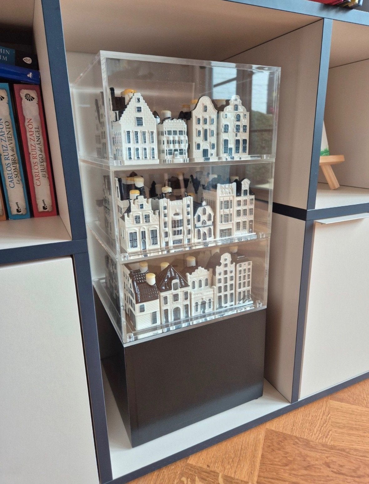 KLM Huisjes Display Case – CUBE Edition, Ophalen of Verzenden, Zo goed als nieuw