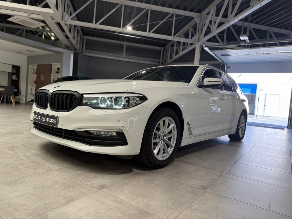 BMW 520 - G31 - 2019 model - 190pk - Automaat, Auto's, BMW, Automaat, Zetelverwarming, Te koop, Elektrisch