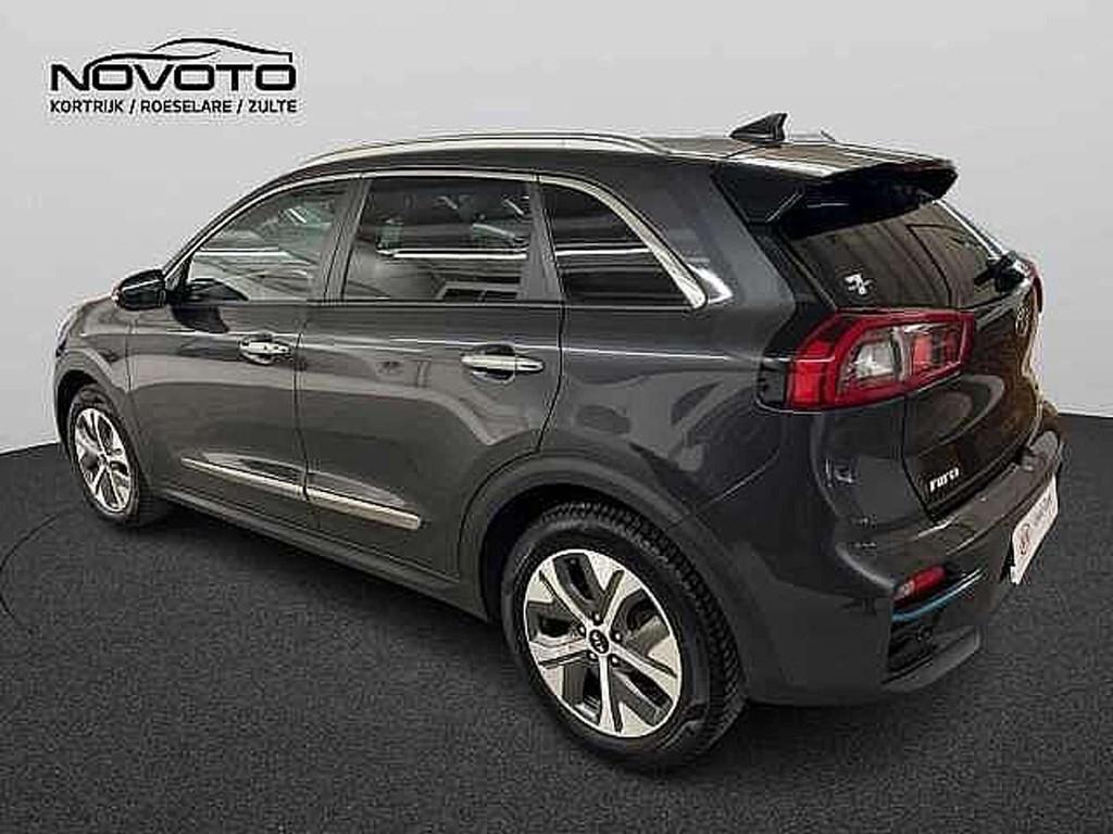 Kia e-Niro 64 kWh - GPS + AIRCO + SENSOREN Kia e-Niro 64 kWh, Auto's, Stof, Gebruikt, Elektrisch, 5 zetels