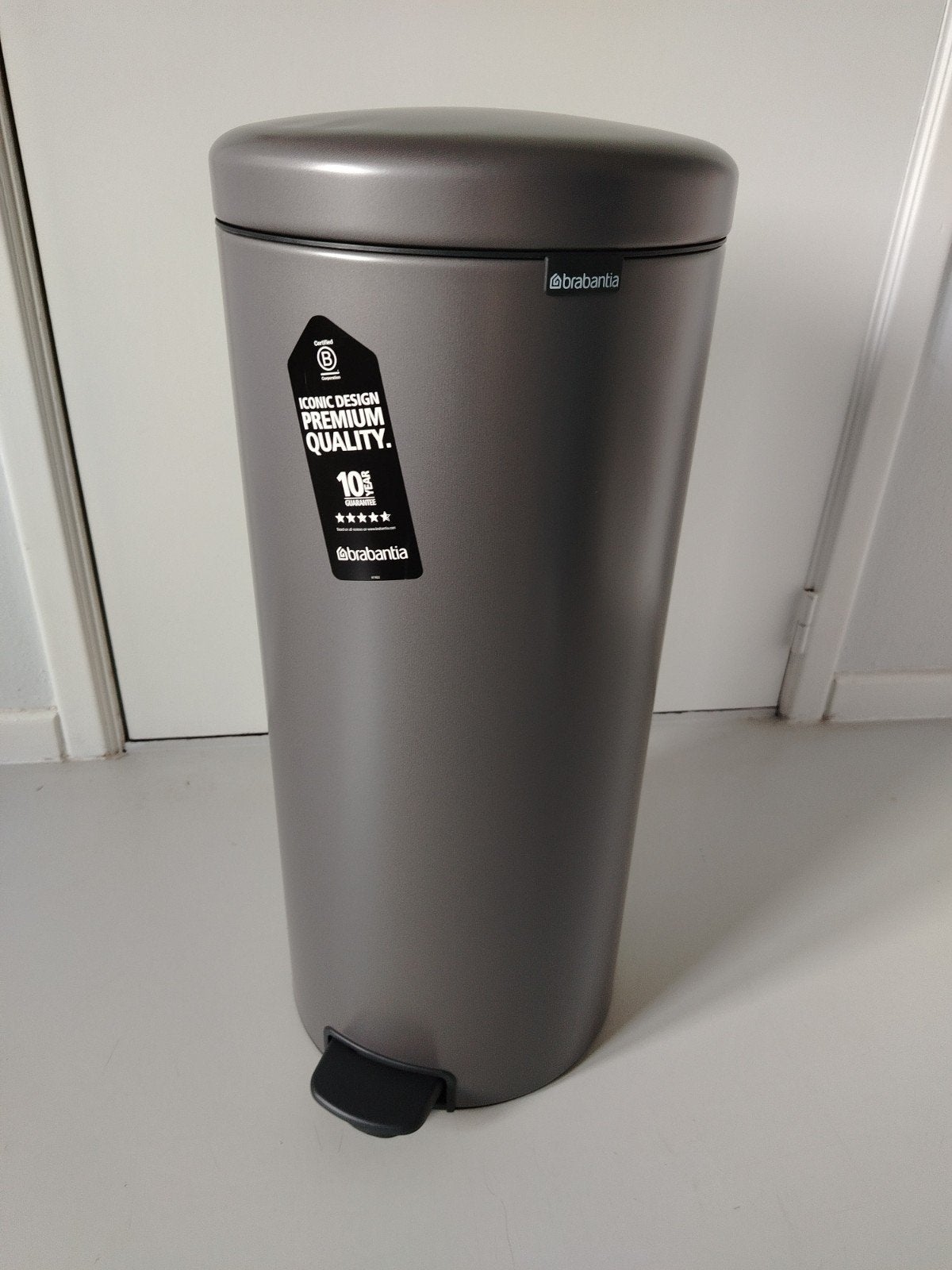 Brabantia newicon met voetpedaal 30 liter platinum NIEUW!, Huis en Inrichting, 50 – 75, Met pedaal, Nieuw, Ophalen of Verzenden